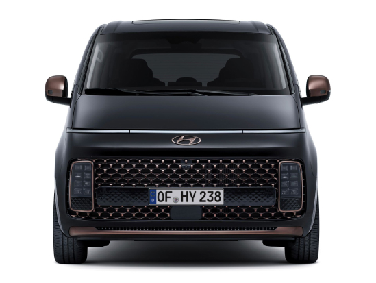 Дизайн STARIA | Футуристичний Мінівен | Автопланета - фото 10